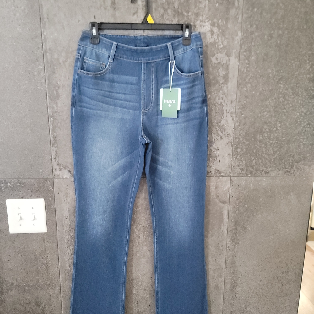 HALARA Women's Flare Jeans in Classic Blue Regular Length